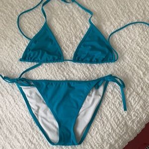 💙Victoria’s Secret triangle Bikini💙